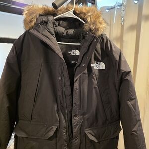 NORTH FACE  Mcdurdo Down Men's Black Puffer Parka with Faux Fur Trim